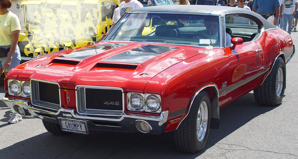 Oldsmobile Cutlass 442